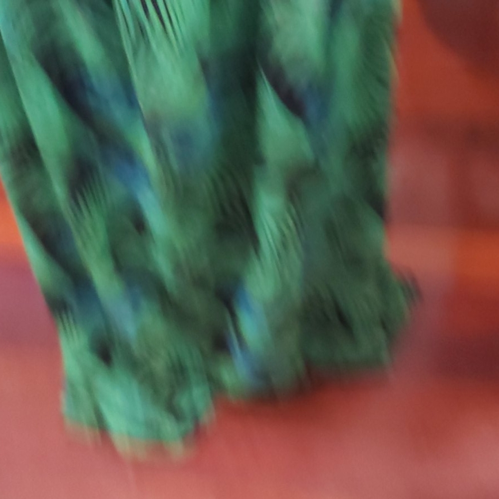 Dress - Picture 5 of 5